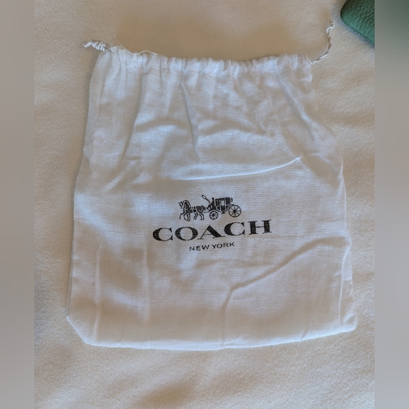Coach Green Wristlet & Dust Bag - Picture 2 of 5
